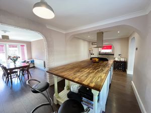 Photo 4- click for photo gallery